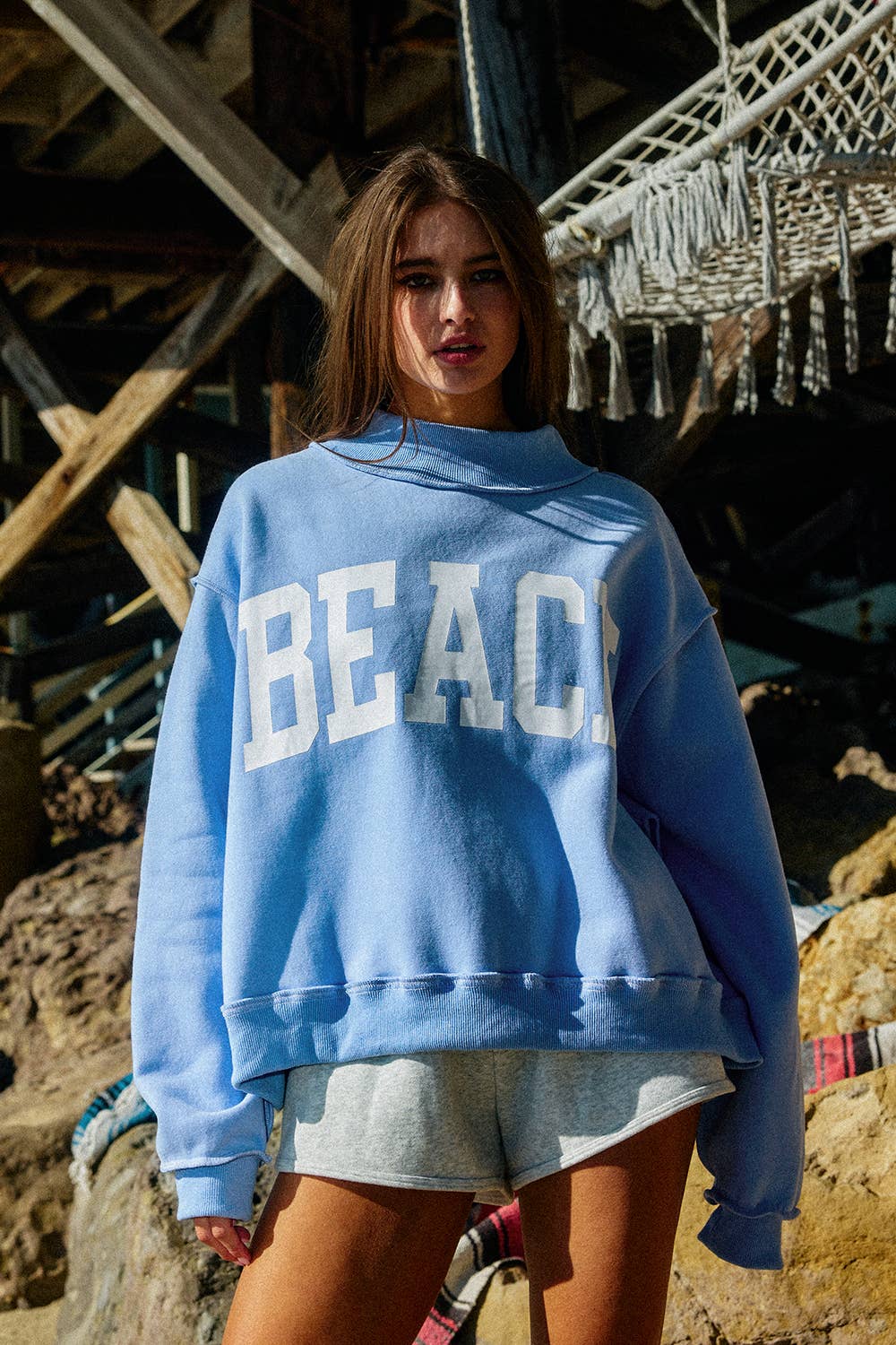 BEACH/LAKE Reversible Mock-neck Crop Sweatshirt