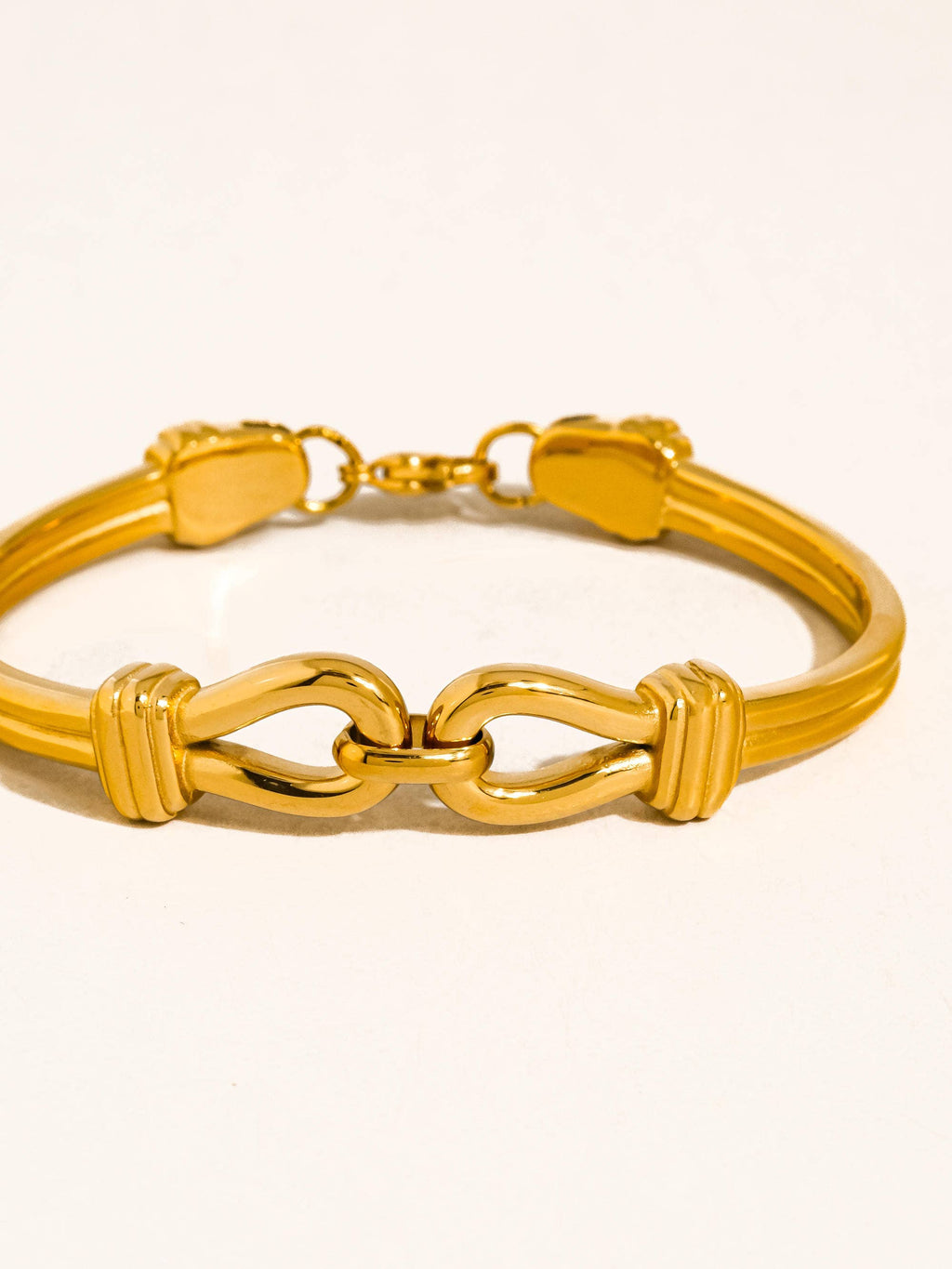 Deloise 18K Gold Non-Tarnish Knot Link Bracelet